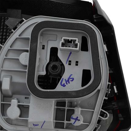 Faro-Trasero-Derecho-Volkswagen-Gol-1.6-STOP-VOYAGE-DER---3