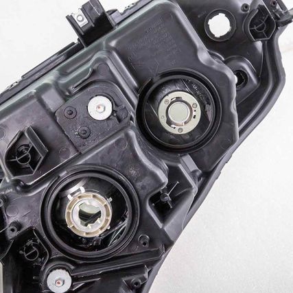 Farola-Derecha-Suzuki-Grand-Vitara-FAROLA-G-VITARA-DER---3