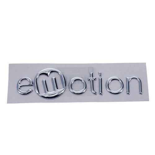 Emblema-para-Chevrolet-Aveo-Emotion-con-plastico